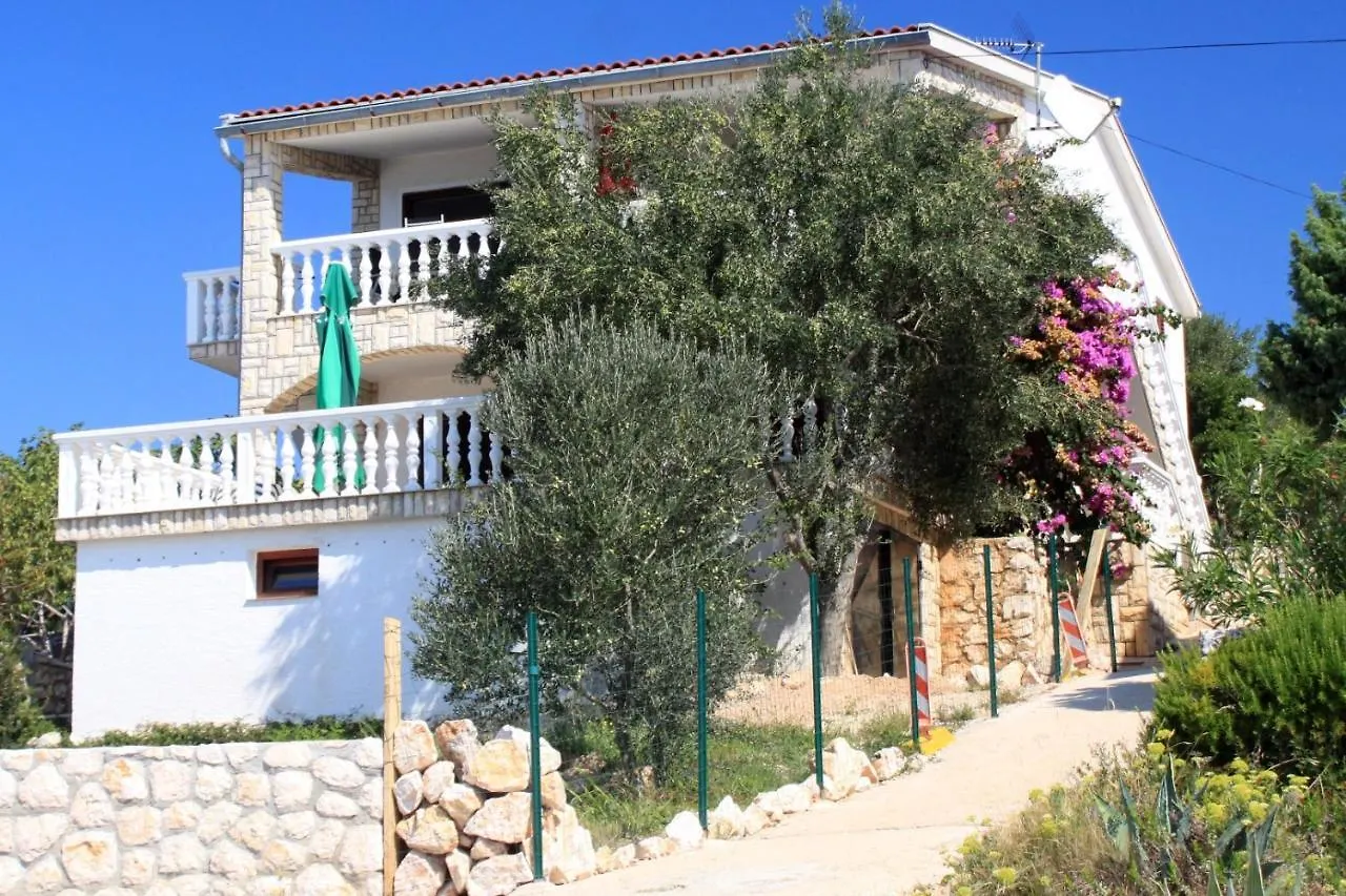 Apartments By The Sea Zdrelac, Pasman - 8406  Ždrelac