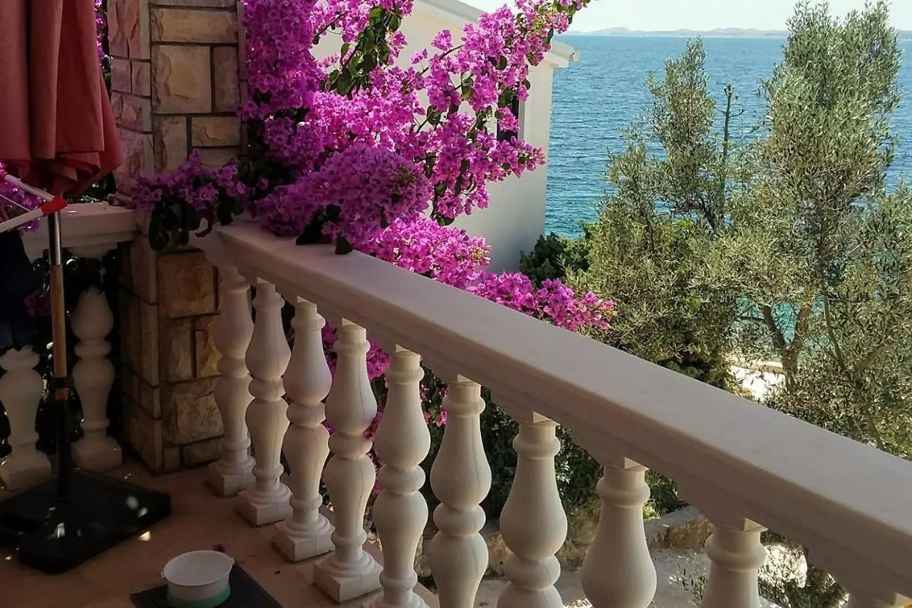 Apartments By The Sea Zdrelac, Pasman - 8406