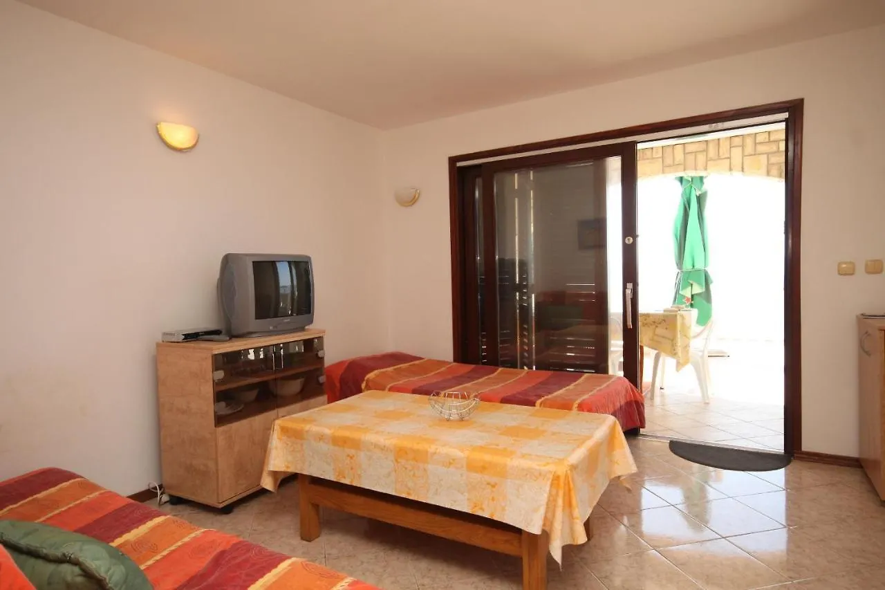 Apartments By The Sea Zdrelac, Pasman - 8406